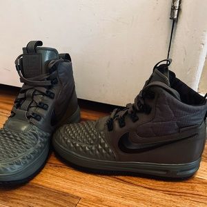 The Nike Lunar Force 1 Duckboot '17 AF1